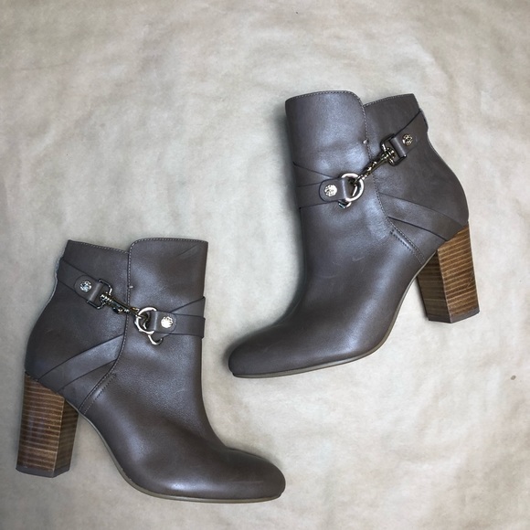 Isola Shoes - Isola Taupe Bootie. Size 7.5